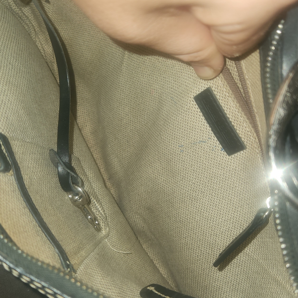 Dooney & Bourke Purse - Picture 2 of 6